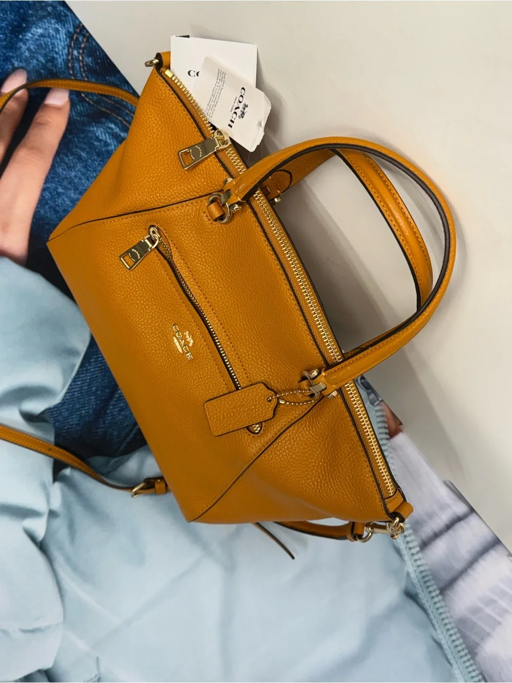 Coach new+tag pebbled